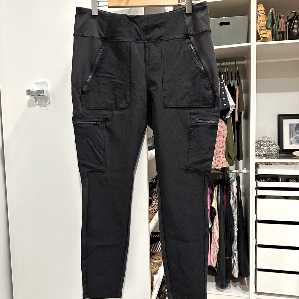 Athleta Headlands Hybrid Mid Rise Tight